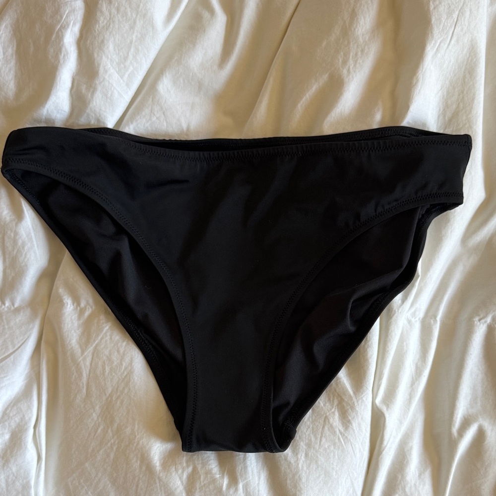 Amazon Essentials Women's Black Bikini Bottom